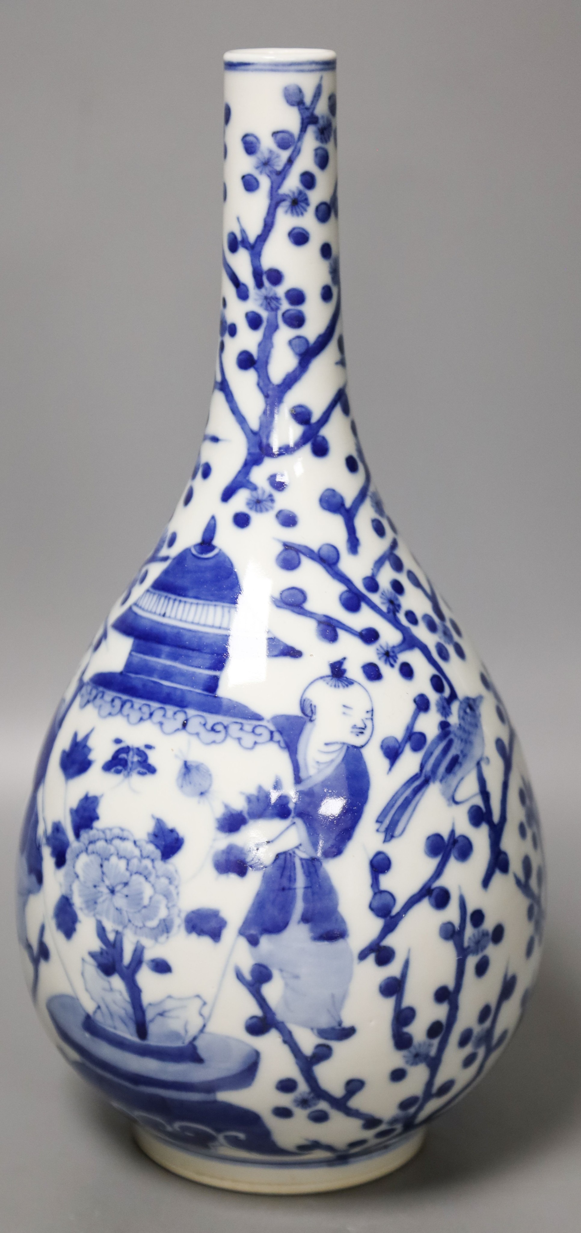 A Chinese blue and white bottle vase, 30cm